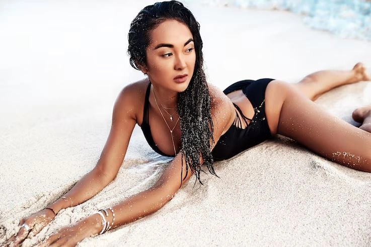 Summer Offer: 3 Nights with Beautiful Companions